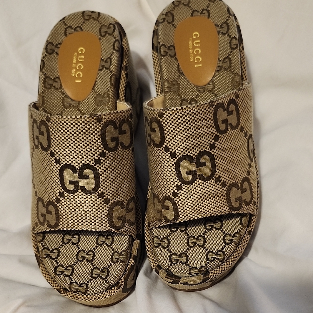 Women's Jumbo GG Wedge Platform Sandals Size 40 LIKE NEW
